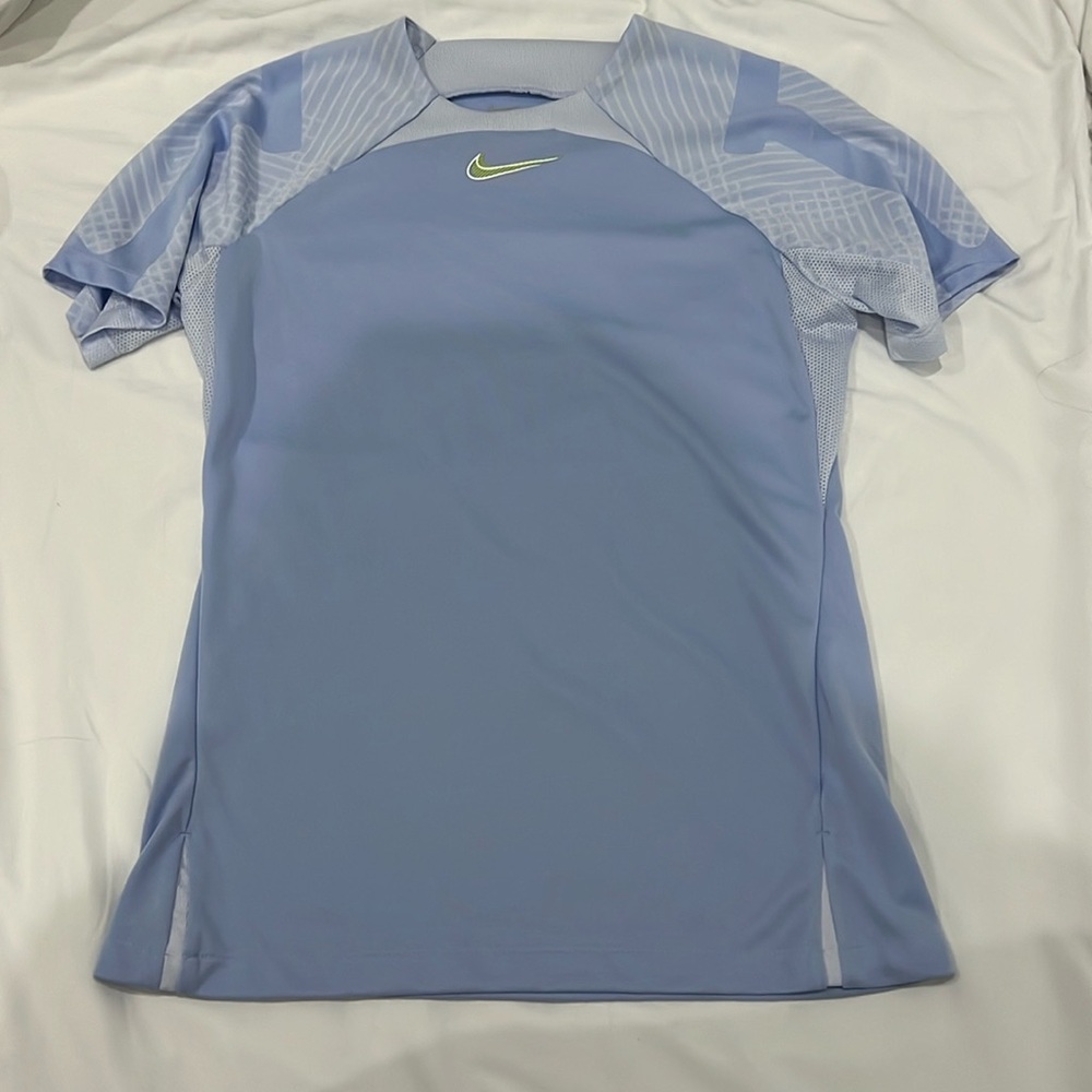 Women size S dri fit jersey